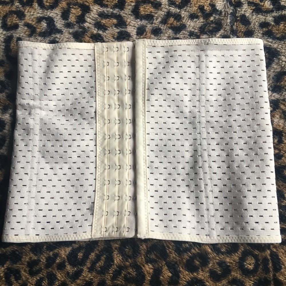 Waist trainer